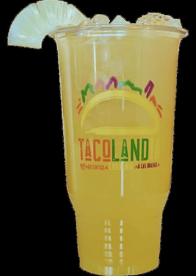 Bebida De Piña Grande / Large Pineapple Drink.