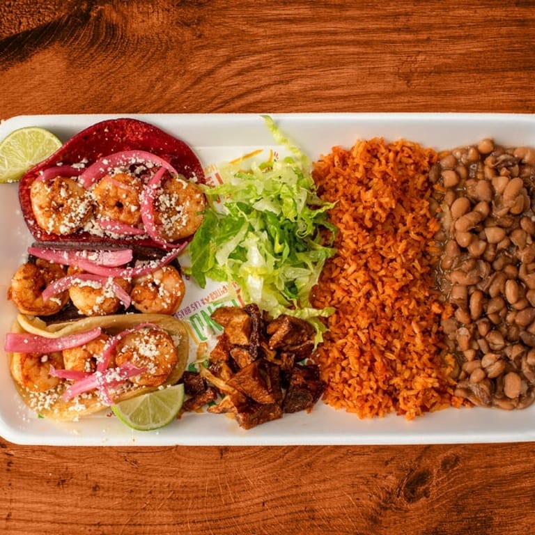 Fresh Guacamole and Mexican Favorites